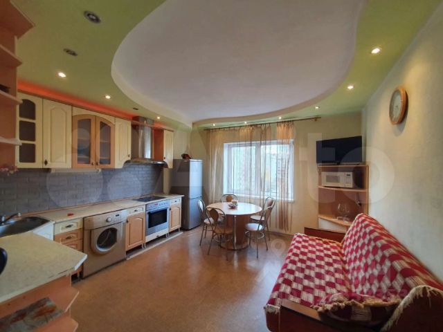 2-комн., 90 м², 6/12 этаж
