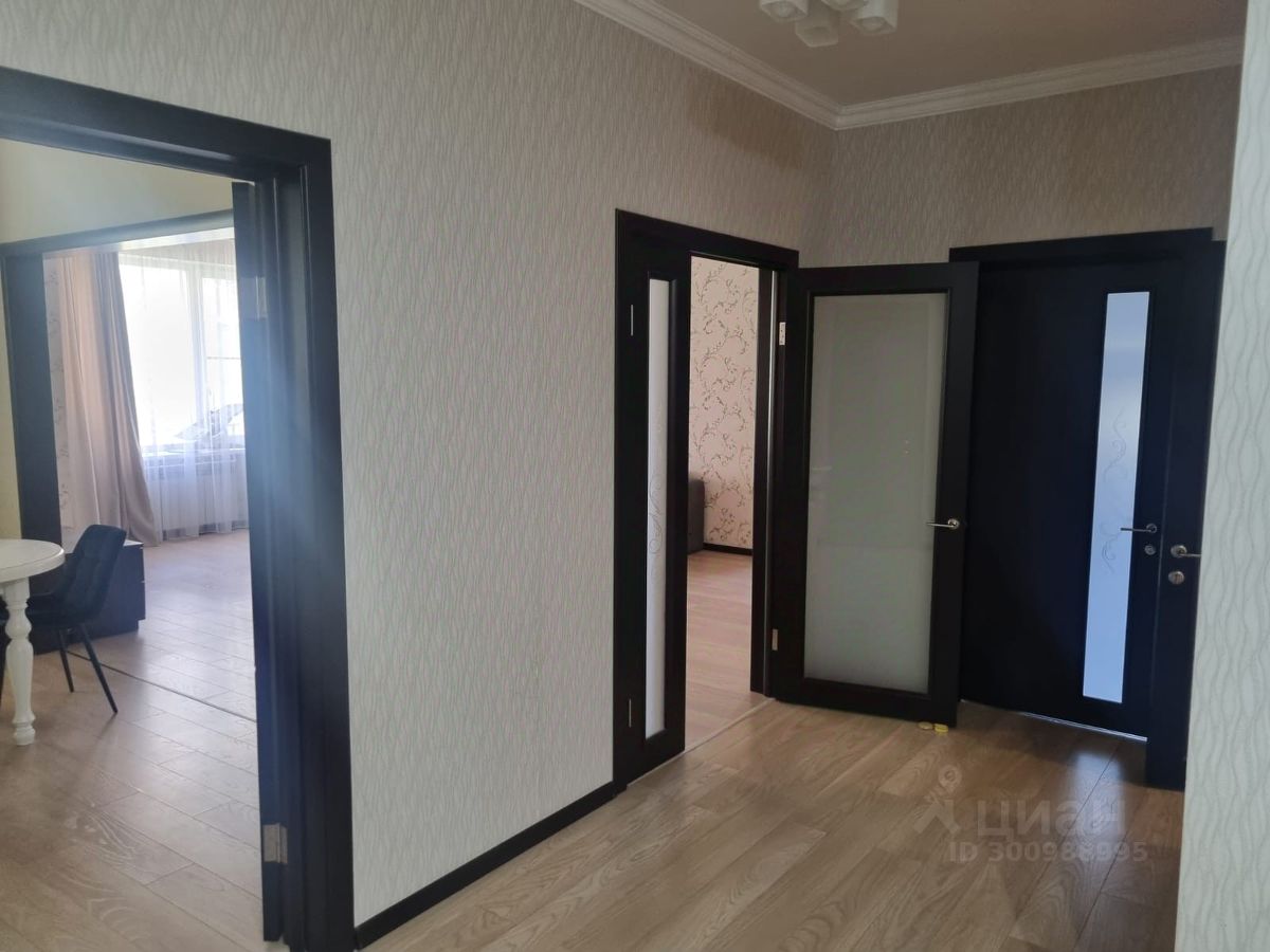 2-к кв. Калмыкия, Элиста ул. Т. Самохина, 19В (82.0 м²)