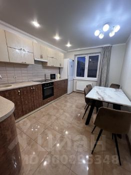 3-комн.кв., 90 м², этаж 16