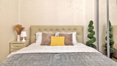 1-комн. кв 54 м2, 2/4 эт