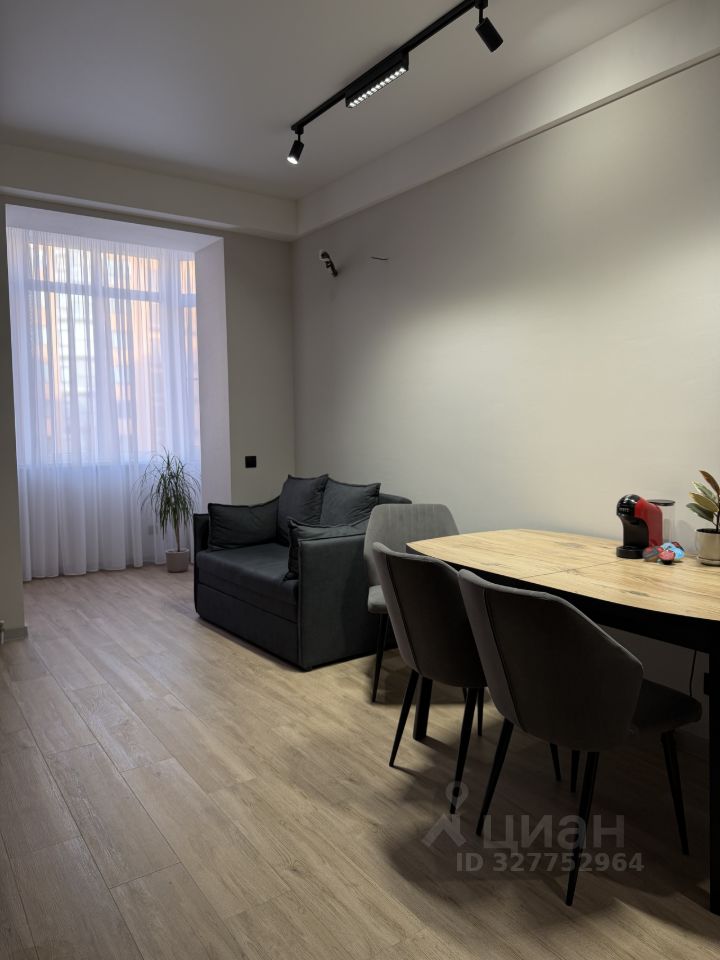 1-к кв. Ставропольский край, Ессентуки ул. Буачидзе, 1к6 (47.0 м²)