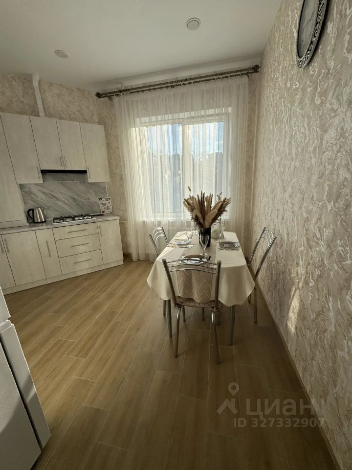 1-к кв. Ставропольский край, Ессентуки ул. Луначарского, 11 (46.0 м²)