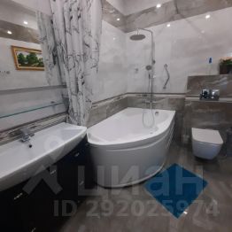 2-комн.кв., 70 м², этаж 3