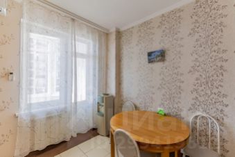 2-комн.кв., 72 м², этаж 4