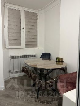 2-комн.кв., 75 м², этаж 4