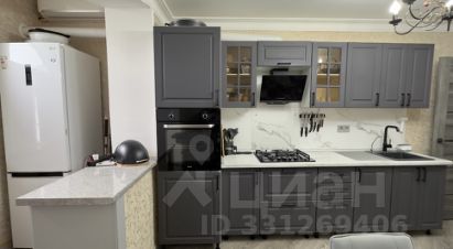 2-комн. кв 65 м2, 4/4 эт
