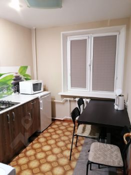 2-комн.кв., 43 м², этаж 3