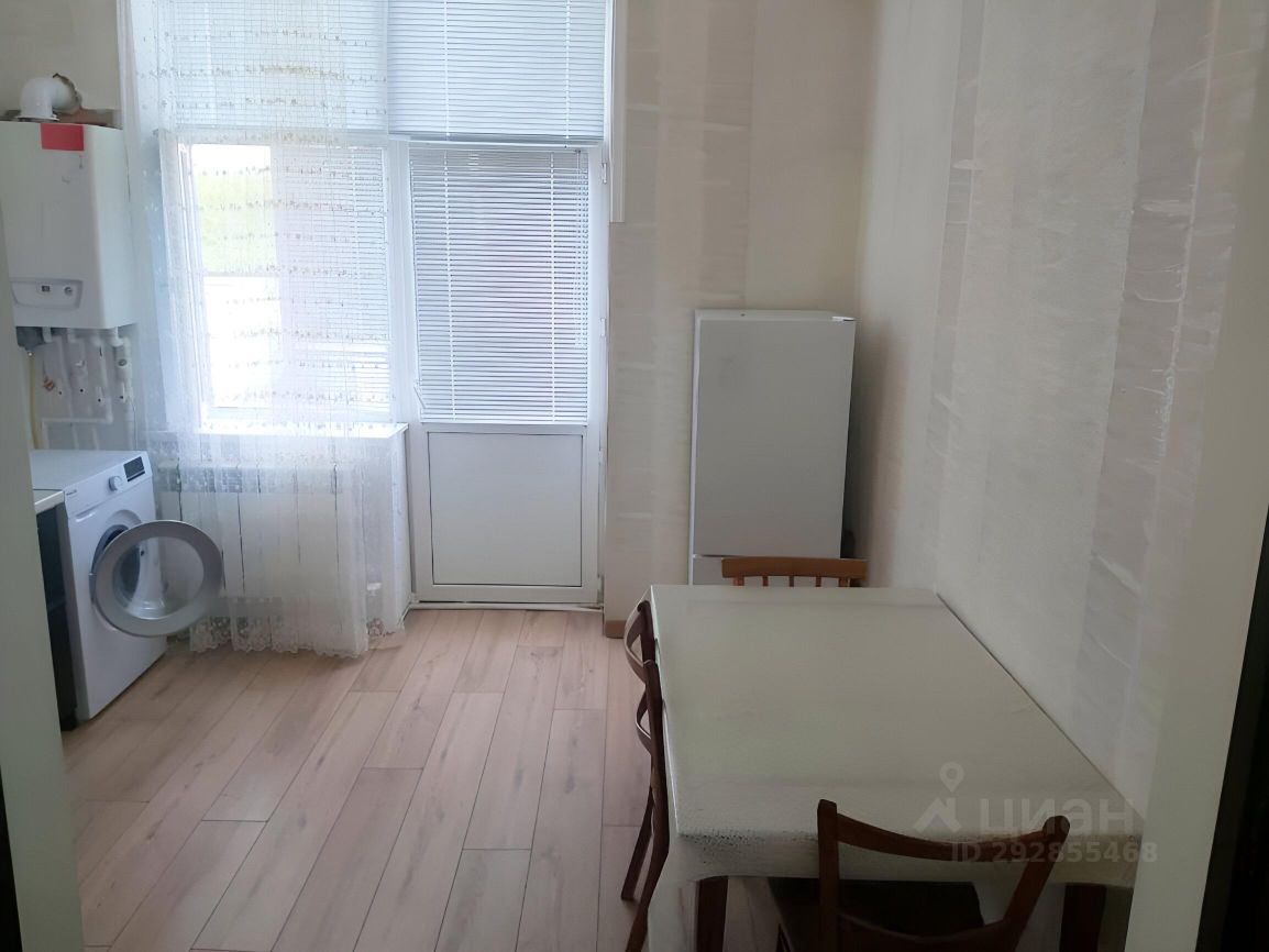 2-к кв. Дагестан, Каспийск ул. Кирова, 62Г (56.0 м²)