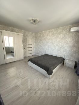 2-комн.кв., 65 м², этаж 13