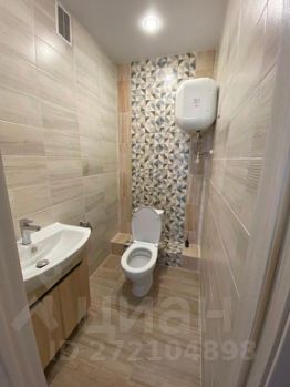 2-комн.кв., 65 м², этаж 13