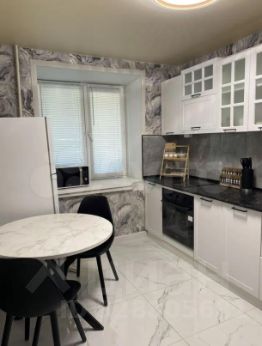 1-комн. кв 38 м2, 7/14 эт