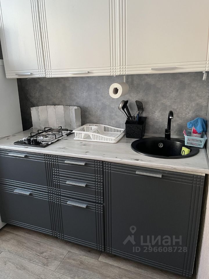 1-к кв. Мурманская область, Кировск Ленинградская ул., 14 (33.0 м²)