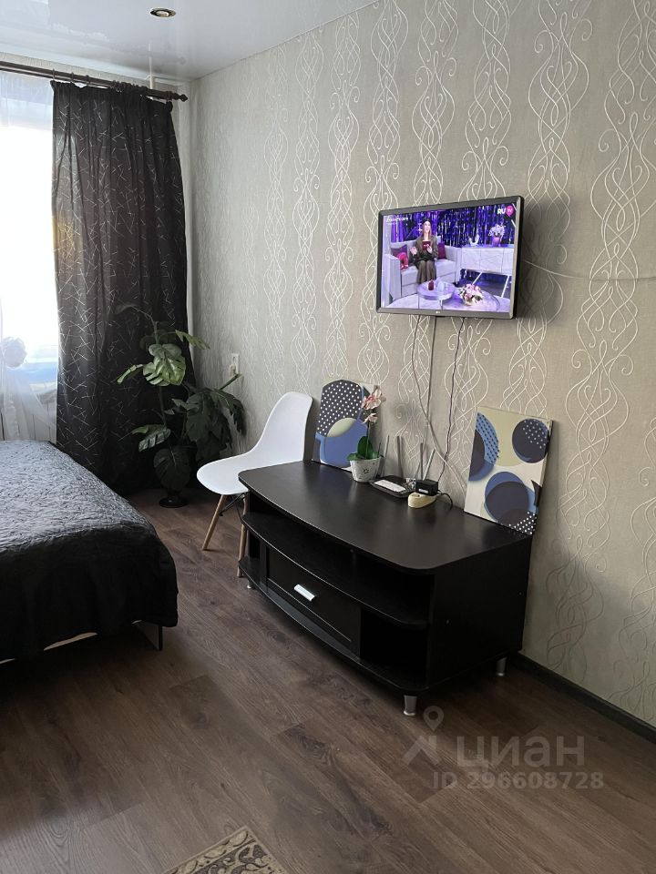 1-к кв. Мурманская область, Кировск Ленинградская ул., 14 (33.0 м²)