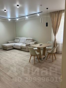 2-комн.кв., 60 м², этаж 3