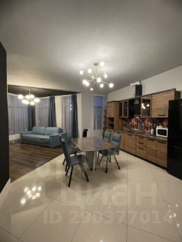 2-комн.кв., 70 м², этаж 12