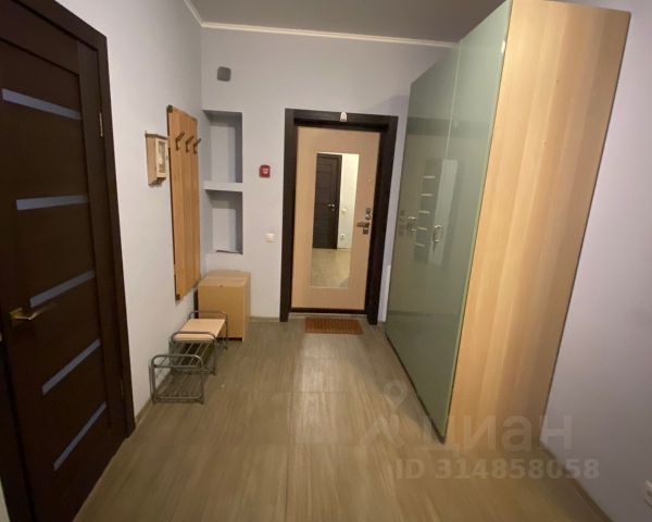 2-комн., 72 м², 2/14 этаж