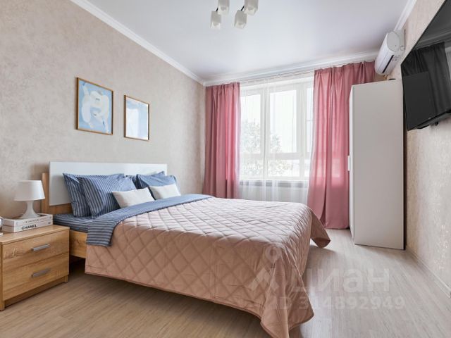 1-комн., 42 м², 5/18 этаж