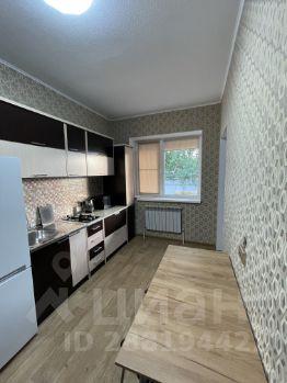 2-комн.кв., 42 м², этаж 1