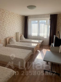 2-комн.кв., 76 м², этаж 8