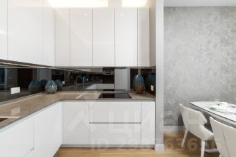 3-комн.апарт., 130 м², этаж 38