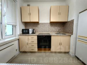 2-комн.кв., 52 м², этаж 1