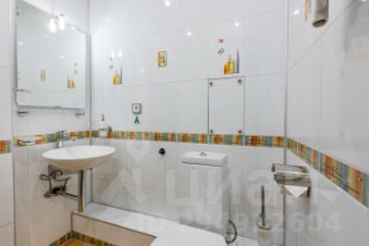 4-комн.кв., 150 м², этаж 11