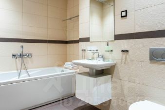 3-комн.кв., 230 м², этаж 57