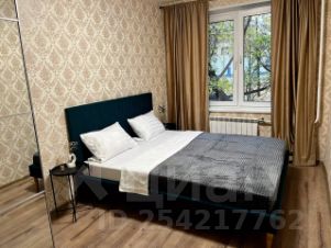 2-комн.кв., 76 м², этаж 1