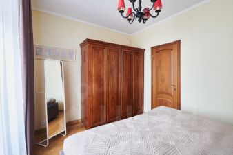 4-комн.кв., 160 м², этаж 7