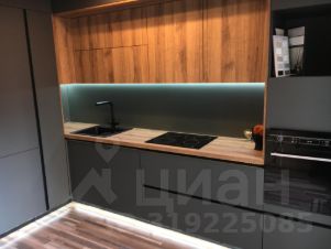 2-комн. кв 60 м2, 1/17 эт