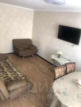 2-комн.кв., 42 м², этаж 1