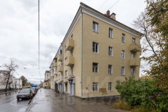 2-комн.кв., 63 м², этаж 4