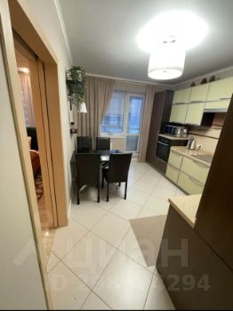 3-комн.кв., 90 м², этаж 5