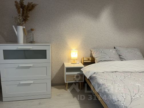 3-комн., 91 м², 2/4 этаж