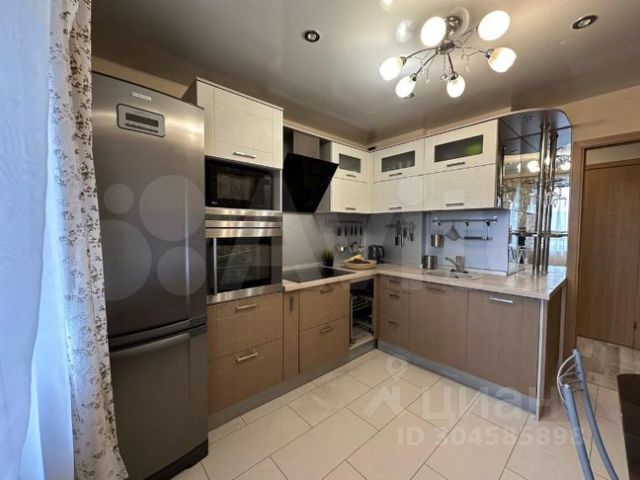 3-комн., 90 м², 7/25 этаж