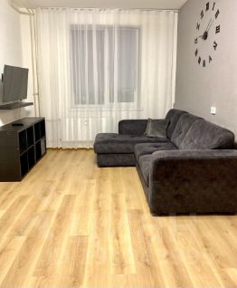 2-комн.кв., 45 м², этаж 1