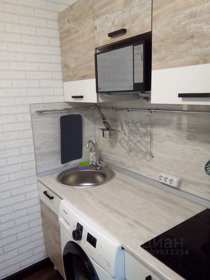 1-к кв. Камчатский край, Петропавловск-Камчатский ул. Чубарова, 5/1 (31.0 м²)