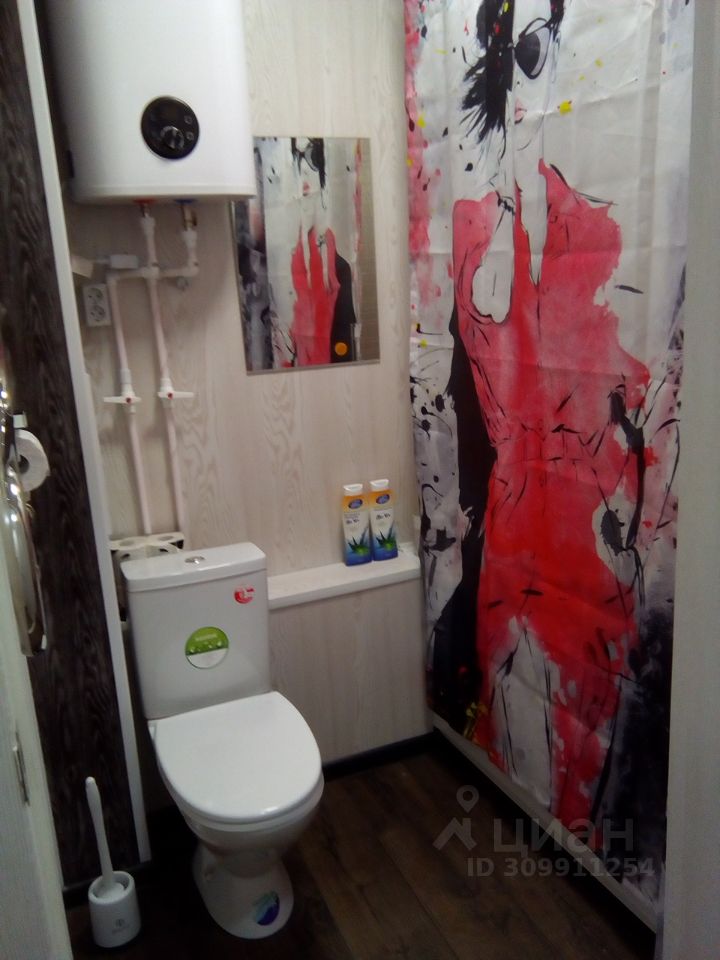 1-к кв. Камчатский край, Петропавловск-Камчатский ул. Чубарова, 5/1 (31.0 м²)