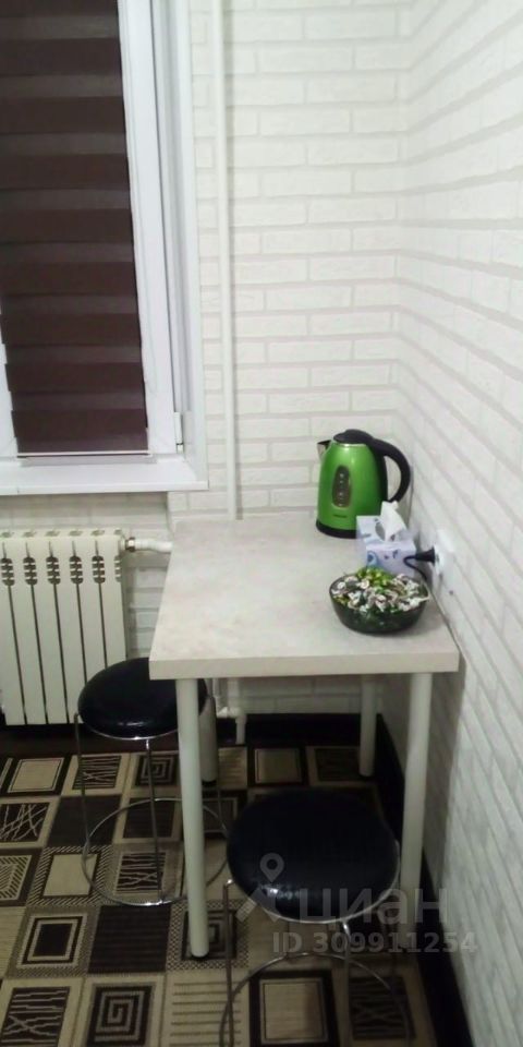 1-к кв. Камчатский край, Петропавловск-Камчатский ул. Чубарова, 5/1 (31.0 м²)