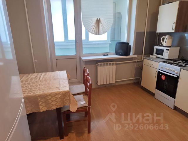 3-комн., 76 м², 1/12 этаж