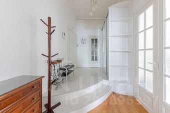 3-комн.кв., 120 м², этаж 3