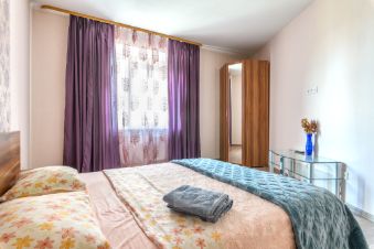 2-комн.кв., 80 м², этаж 3