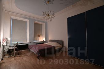 2-комн.кв., 70 м², этаж 2