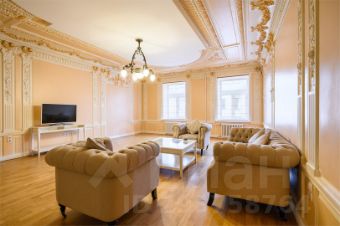 3-комн.кв., 130 м², этаж 4