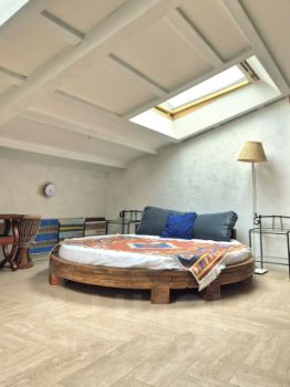 1-комн. кв 80 м2, 5/5 эт