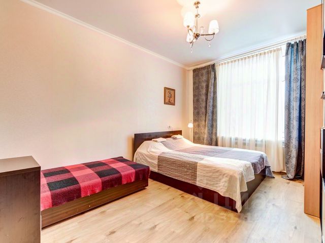 2-комн., 63 м², 4/7 этаж