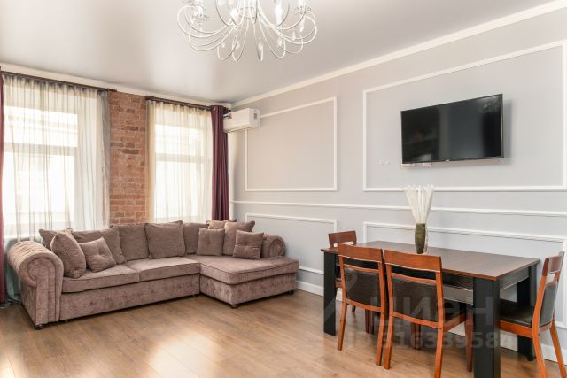 3-комн. апарт., 100 м², 4/5 этаж