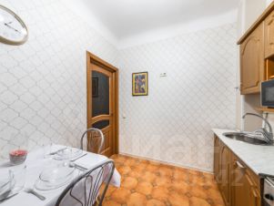 2-комн.кв., 65 м², этаж 4