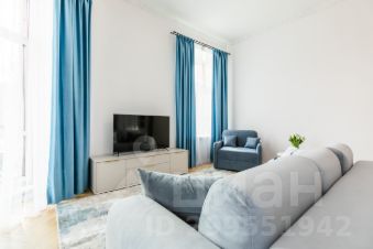 3-комн.кв., 110 м², этаж 2