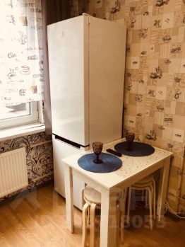 2-комн. кв 48 м2, 1/9 эт
